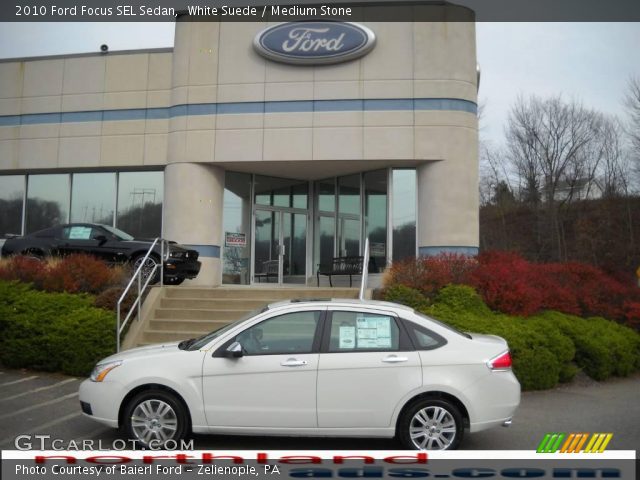 2010 Ford Focus SEL Sedan in White Suede
