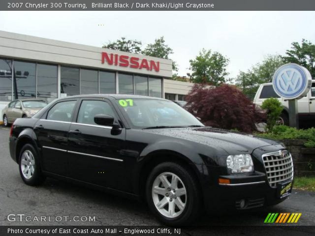 2007 Chrysler 300 Touring in Brilliant Black