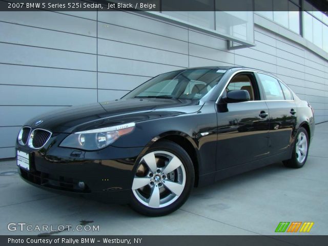 2007 BMW 5 Series 525i Sedan in Jet Black