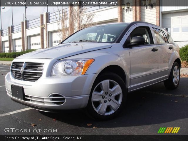 2007 Dodge Caliber SXT in Bright Silver Metallic
