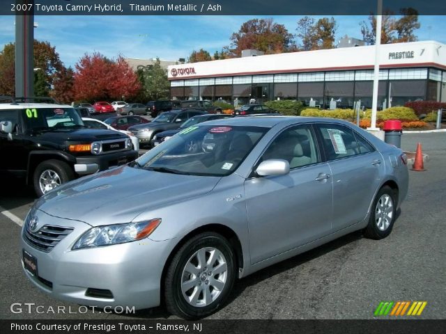 2007 Toyota Camry Hybrid in Titanium Metallic