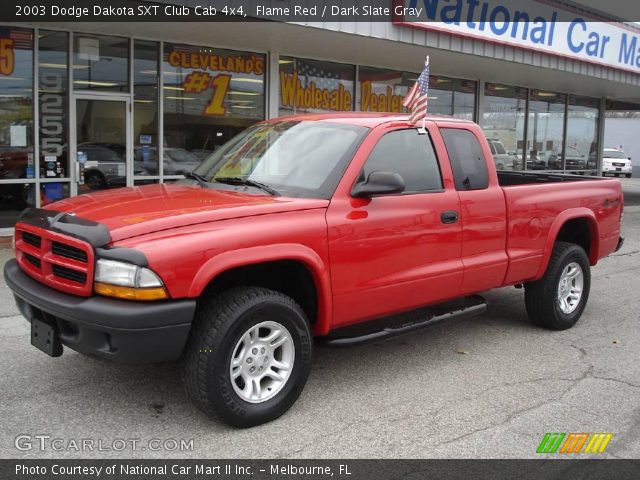 2003 Dodge Dakota SXT Club Cab 4x4 in Flame Red