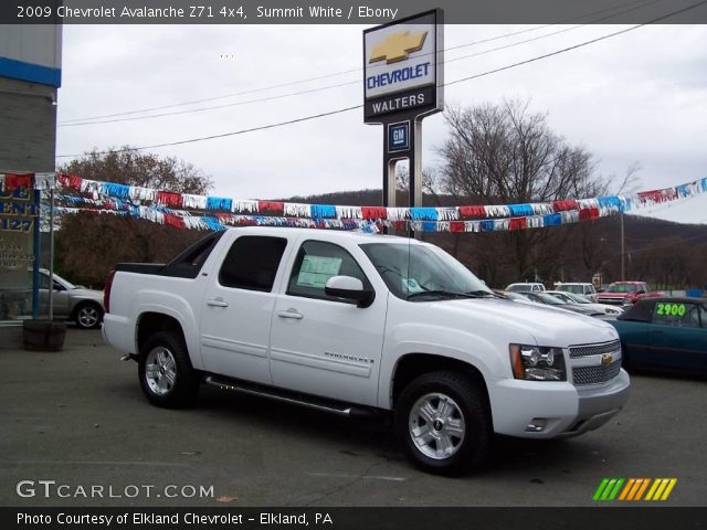 2009 Chevrolet Avalanche Z71 4x4 in Summit White