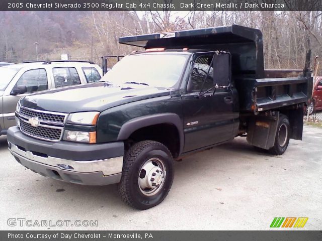 2005 Chevrolet Silverado 3500 Regular Cab 4x4 Chassis in Dark Green Metallic