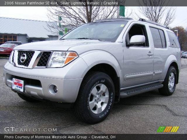 2006 Nissan Pathfinder SE 4x4 in Silver Lightning Metallic