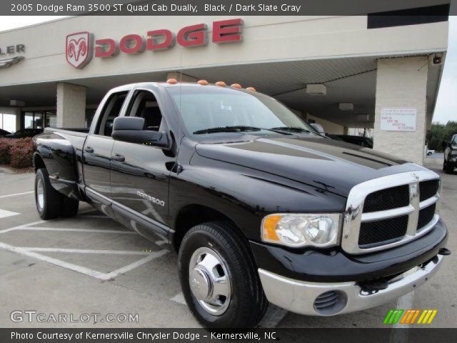 2005 Dodge Ram 3500 ST Quad Cab Dually in Black