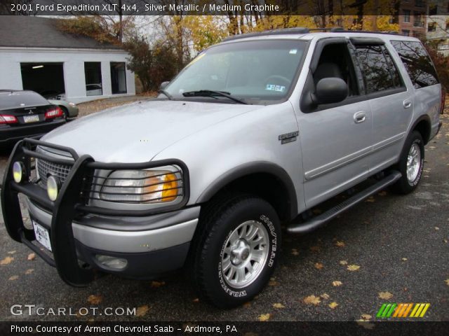 2001 Ford Expedition XLT 4x4 in Silver Metallic