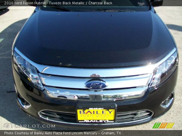 2010 Ford Fusion Hybrid in Tuxedo Black Metallic