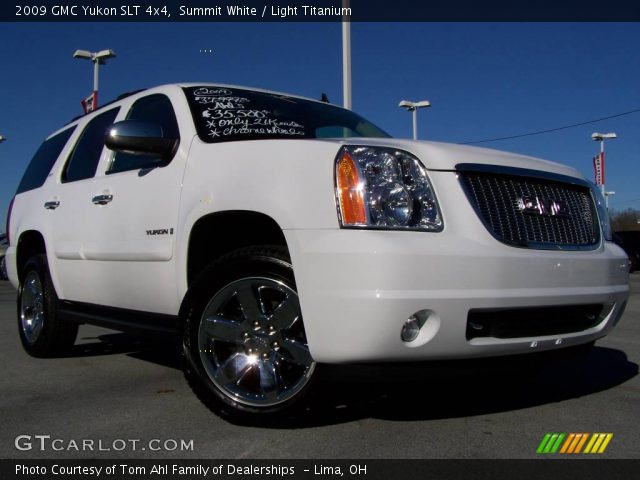 2009 GMC Yukon SLT 4x4 in Summit White