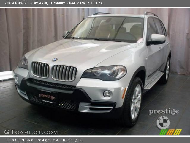 2009 BMW X5 xDrive48i in Titanium Silver Metallic