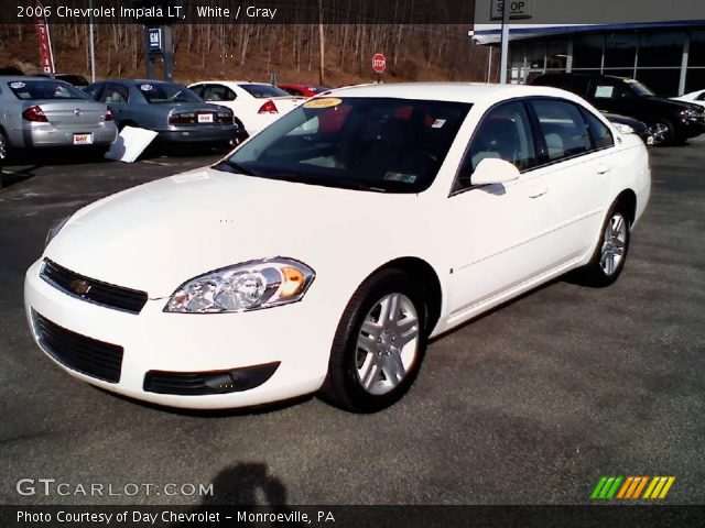 2006 Chevrolet Impala LT in White