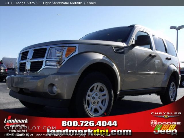2010 Dodge Nitro SE in Light Sandstone Metallic