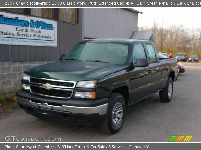 2007 Chevrolet Silverado 1500 Classic Work Truck Extended Cab 4x4 in Dark Green Metallic