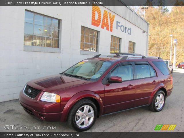 2005 Ford Freestyle Limited AWD in Merlot Metallic