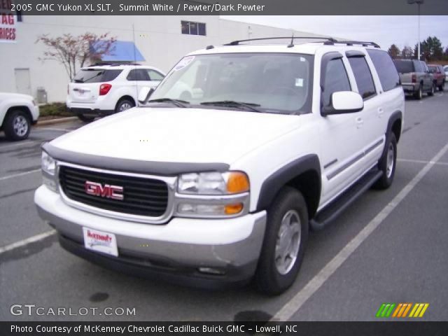 2005 GMC Yukon XL SLT in Summit White