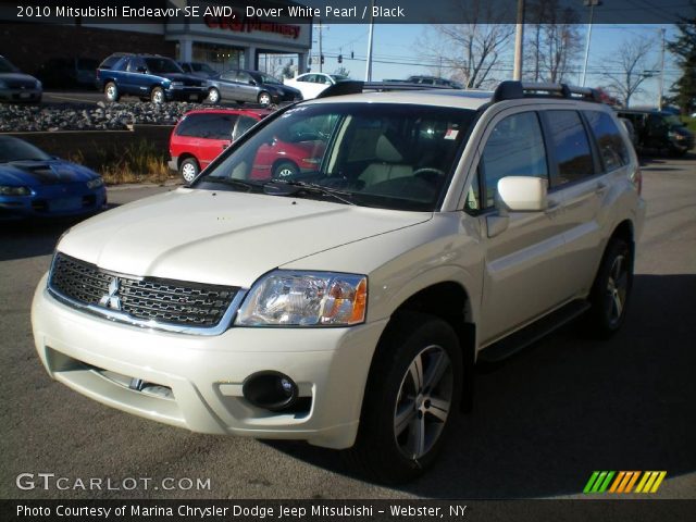 2010 Mitsubishi Endeavor SE AWD in Dover White Pearl