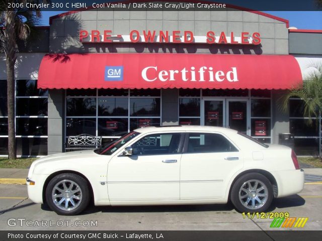 2006 Chrysler 300 C HEMI in Cool Vanilla