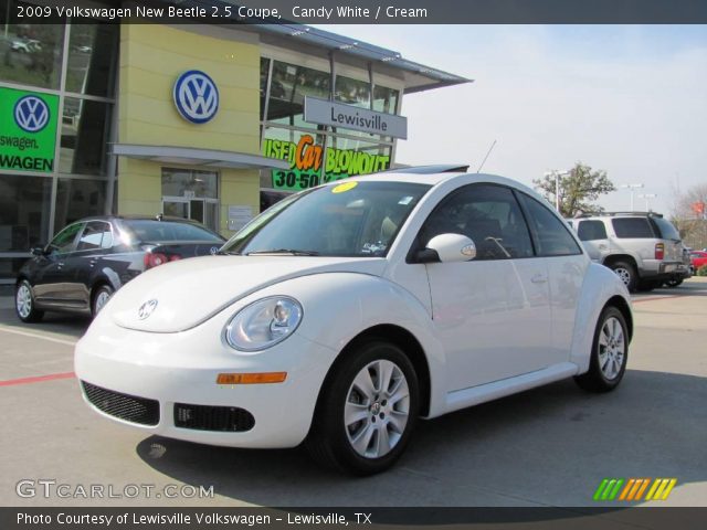 2009 Volkswagen New Beetle 2.5 Coupe in Candy White