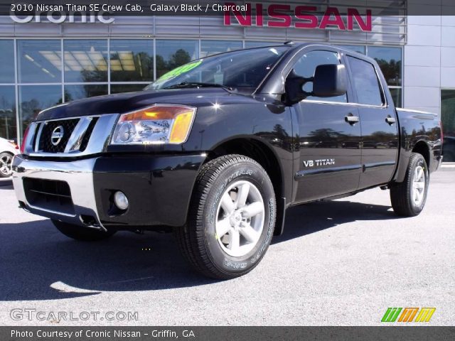 2010 Nissan Titan SE Crew Cab in Galaxy Black