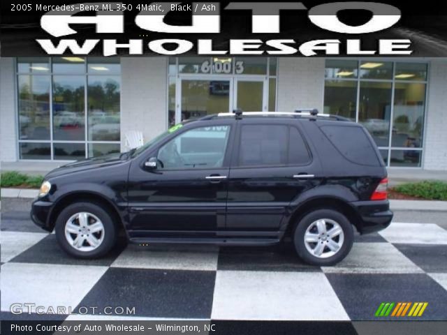 2005 Mercedes-Benz ML 350 4Matic in Black