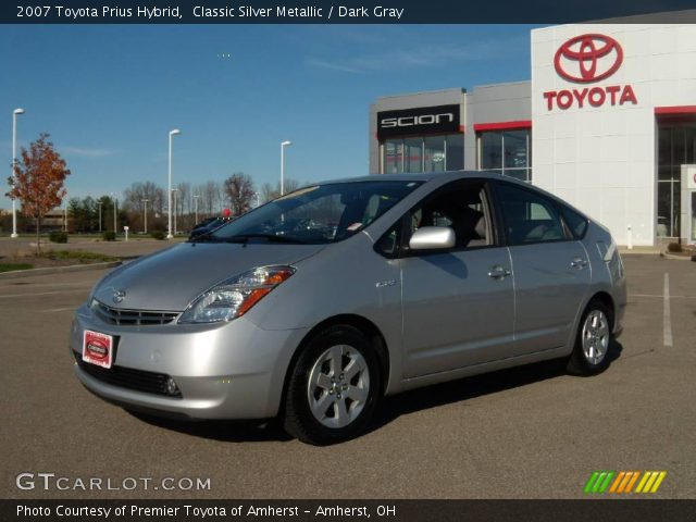 2007 Toyota Prius Hybrid in Classic Silver Metallic