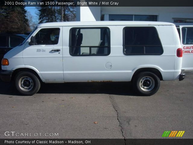 2001 Dodge Ram Van 1500 Passenger in Bright White
