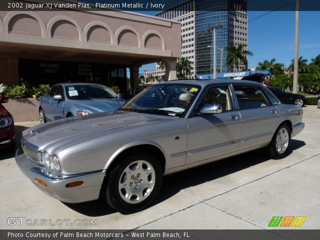 2002 Jaguar XJ Vanden Plas in Platinum Metallic