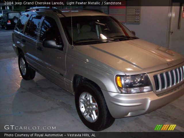 2004 Jeep Grand Cherokee Laredo in Light Pewter Metallic
