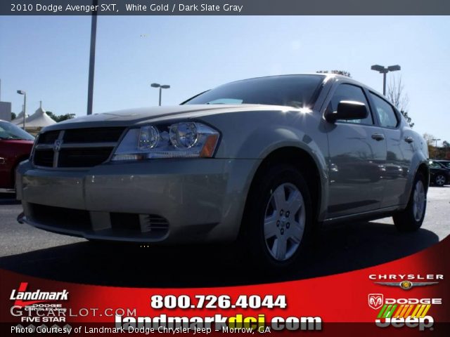2010 Dodge Avenger SXT in White Gold