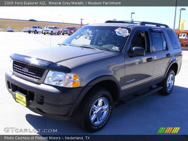 2005 Ford Explorer XLS in Mineral Grey Metallic