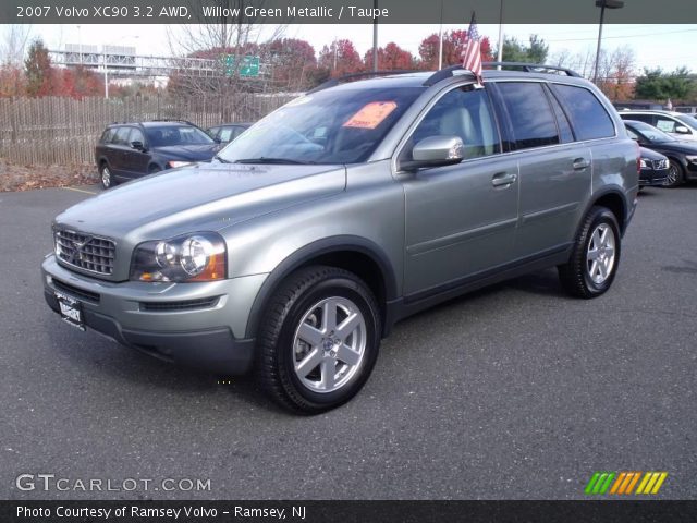2007 Volvo XC90 3.2 AWD in Willow Green Metallic