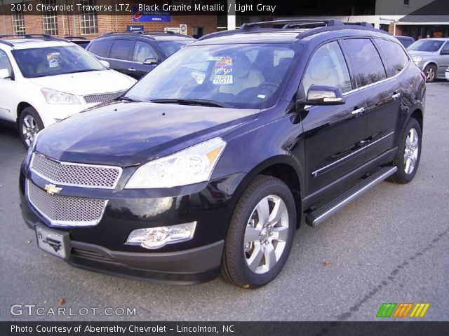 2010 Chevrolet Traverse LTZ in Black Granite Metallic