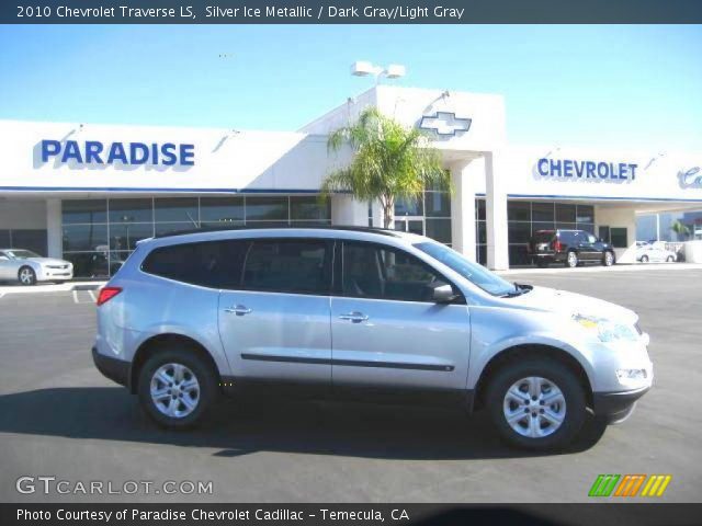 2010 Chevrolet Traverse LS in Silver Ice Metallic