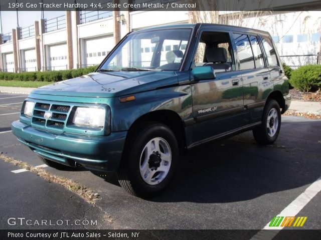 1996 Geo Tracker Hardtop 4x4 in Slate Green Metallic