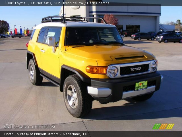 2008 Toyota FJ Cruiser 4WD in Sun Fusion Yellow