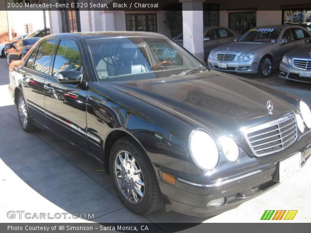 2000 Mercedes-Benz E 320 Sedan in Black