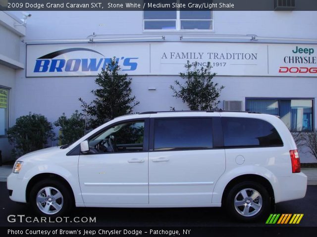 2009 Dodge Grand Caravan SXT in Stone White