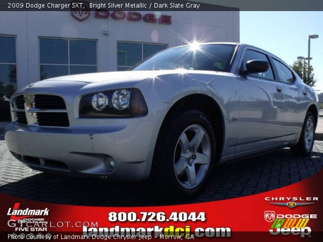 2009 Dodge Charger SXT in Bright Silver Metallic