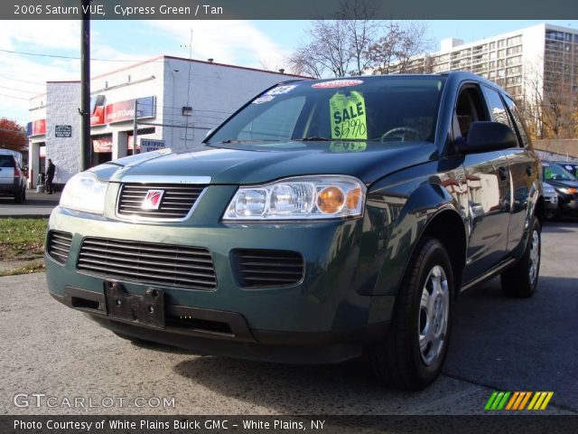 2006 Saturn VUE  in Cypress Green