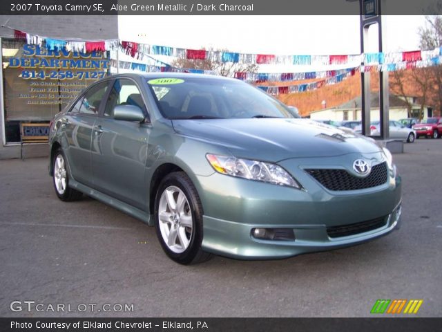 2007 Toyota Camry SE in Aloe Green Metallic