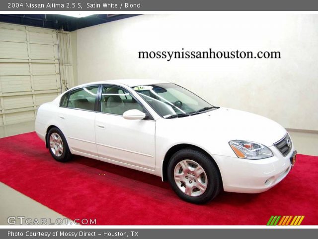 2004 Nissan Altima 2.5 S in Satin White