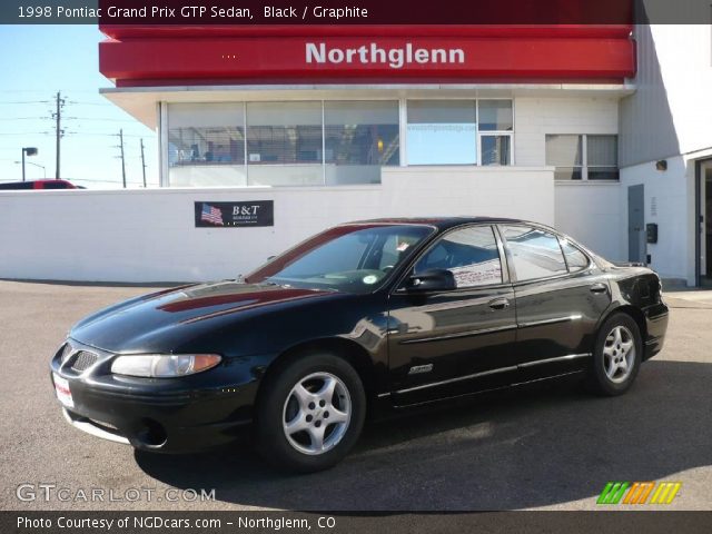 1998 Pontiac Grand Prix GTP Sedan in Black