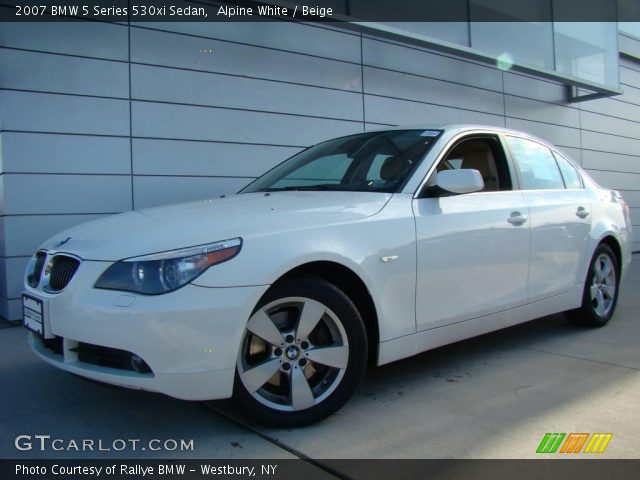 2007 BMW 5 Series 530xi Sedan in Alpine White