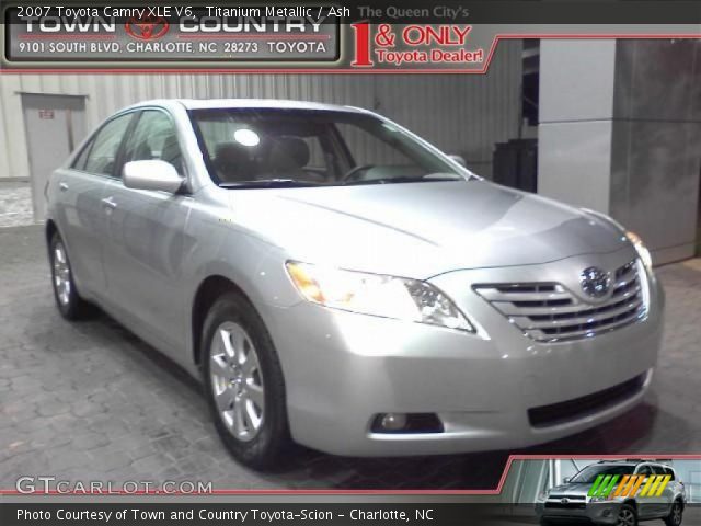 2007 Toyota Camry XLE V6 in Titanium Metallic