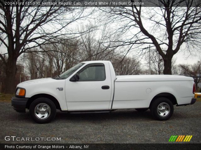 2004 Ford F150 XL Heritage Regular Cab in Oxford White