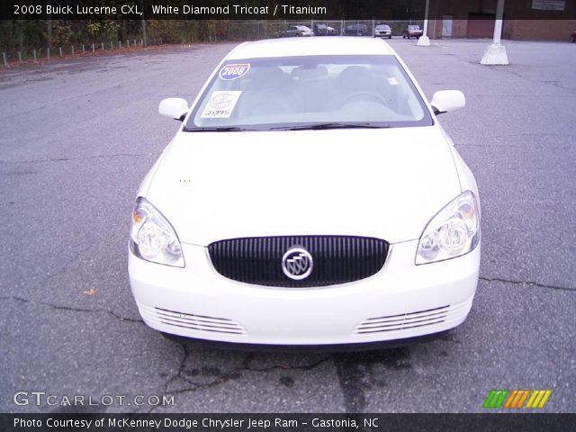 2008 Buick Lucerne CXL in White Diamond Tricoat