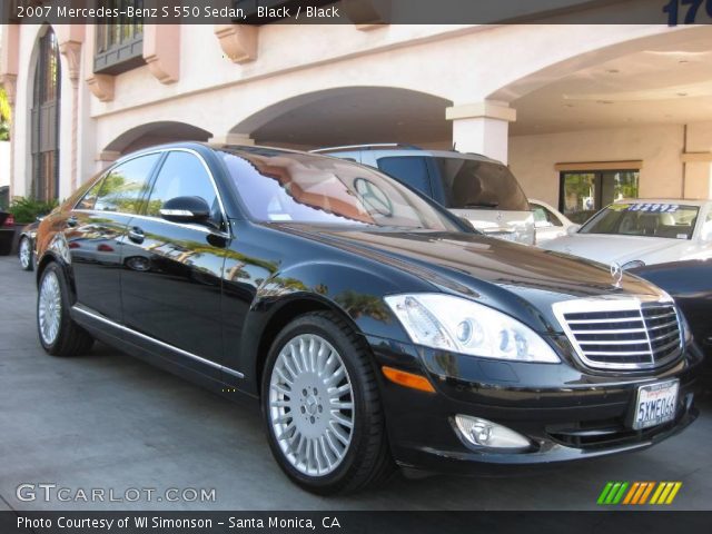 2007 Mercedes-Benz S 550 Sedan in Black