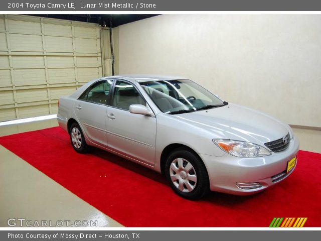 2004 Toyota Camry LE in Lunar Mist Metallic