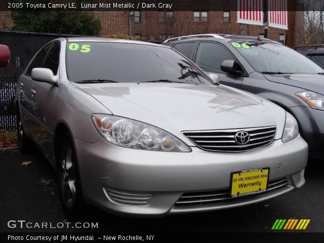 2005 Toyota Camry LE in Lunar Mist Metallic