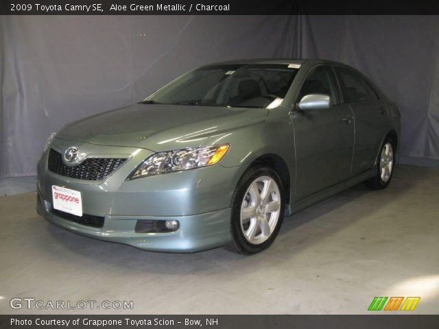 2009 Toyota Camry SE in Aloe Green Metallic